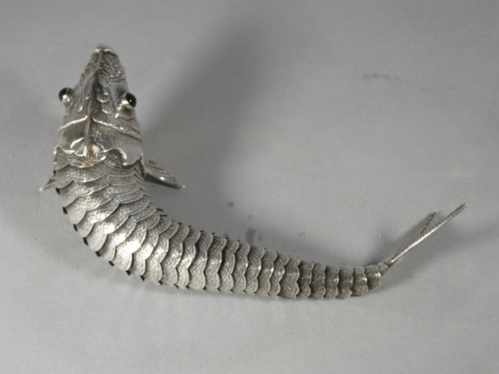 Poisson articulé en argent massif, yeux verre, Espagne, milieu XX ème-photo-3