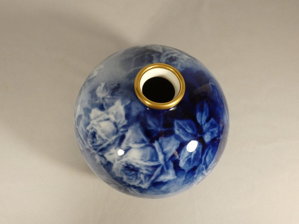 Blue Roses, Limoges Porcelain Ball Vase Painted By Marcadet-photo-4