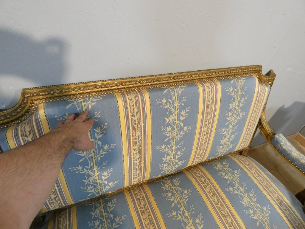 Salon Louis XVI bois doré, banquette et 4 fauteuils bois sculpté, époque XIX ème-photo-7