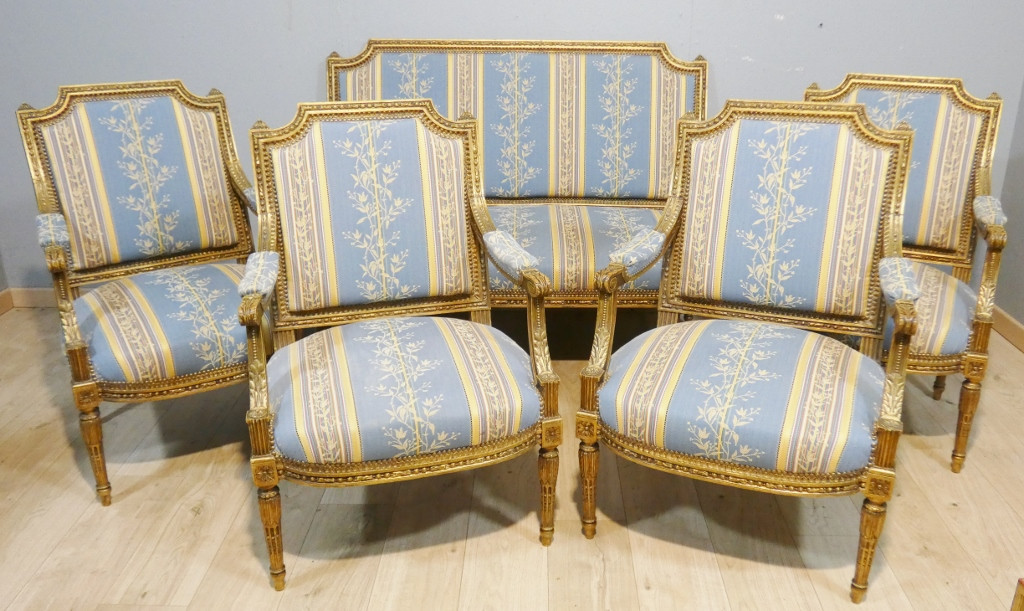 Salon Louis XVI bois doré, banquette et 4 fauteuils bois sculpté, époque XIX ème