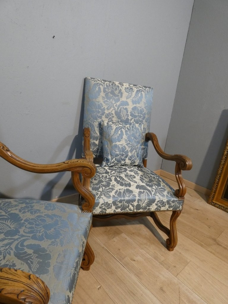 Pair Of Louis XIII Style Armchairs In Carved Walnut, Late 19th Century-photo-4