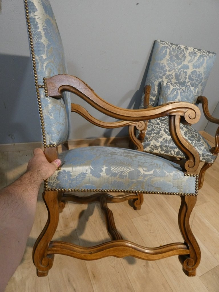 Pair Of Louis XIII Style Armchairs In Carved Walnut, Late 19th Century-photo-5