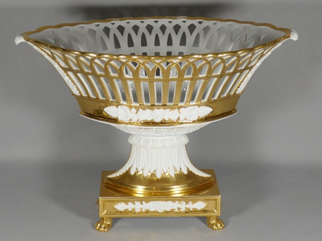 Corbeille, coupe navette Empire en porcelaine de Paris doré et blanche, époque début XIX ème-photo-2