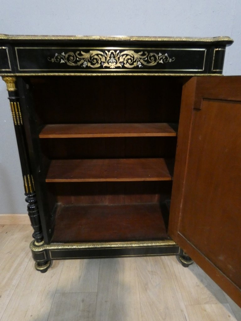 Buffet à hauteur d'appui Napoléon III en bois noirci, marqueterie de laiton, nacre et os, XIX è-photo-6