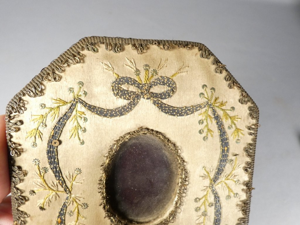 Louis XVI Style Photo Frame In Fabric And Embroidery, Circa 1900-photo-4