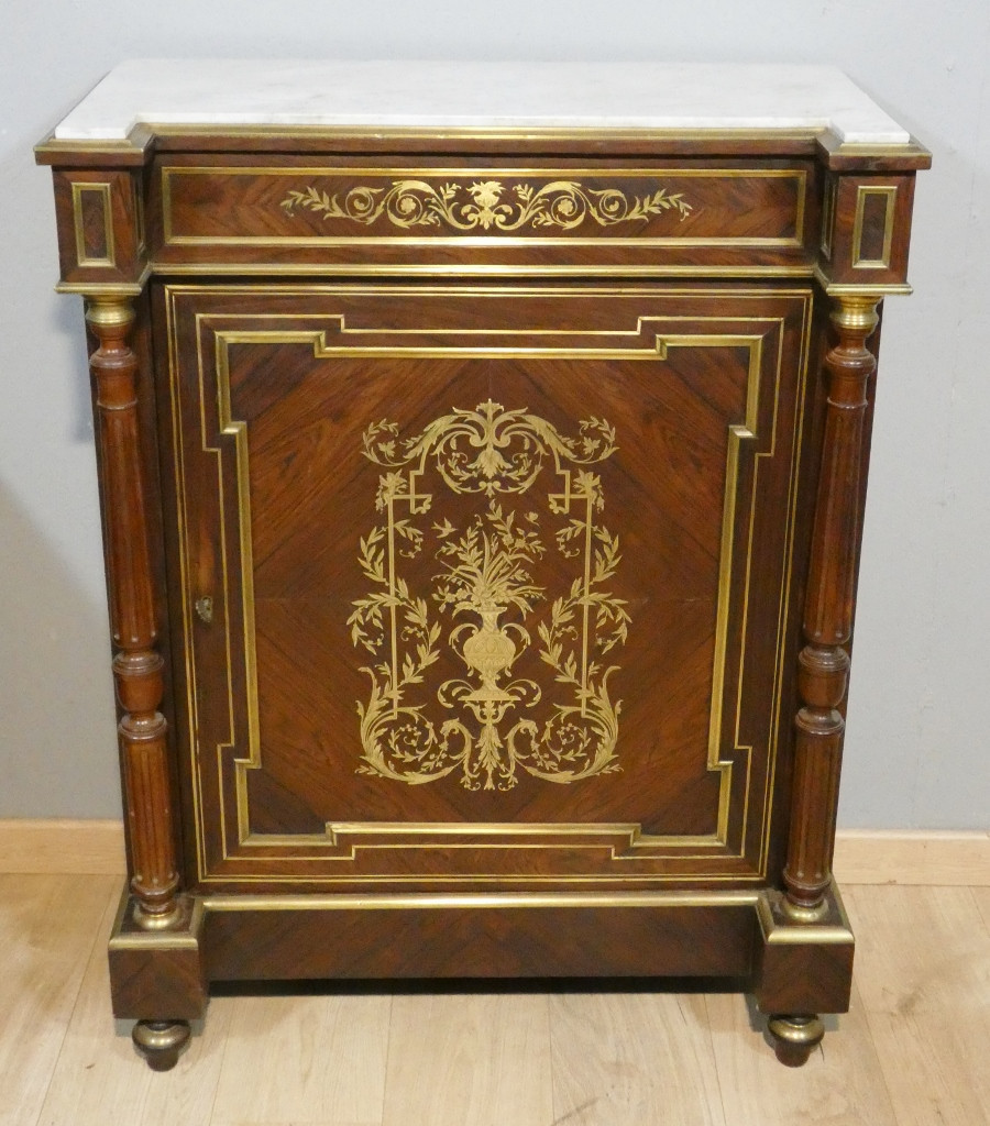 Buffet à hauteur d'appui Napoléon III en palissandre et marqueterie de laiton, XIX è