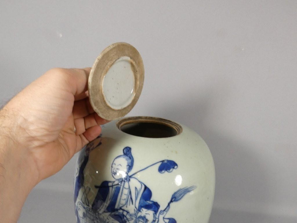 China 19th Century, Celadon Covered Jar And Blue Ceramic Figures-photo-4