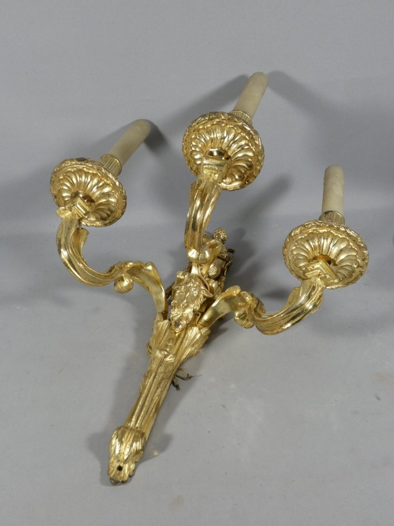 Pair Of Wall Sconces With Rams, Louis XVI Period, Gilt Bronze, 18th Century-photo-2