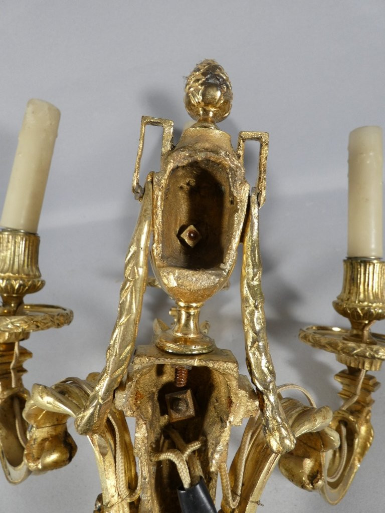Pair Of Wall Sconces With Rams, Louis XVI Period, Gilt Bronze, 18th Century-photo-7