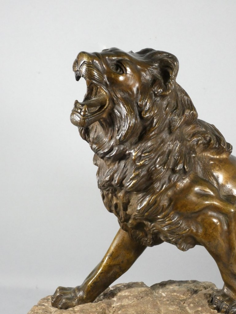 Sculpture en bronze de renard - France