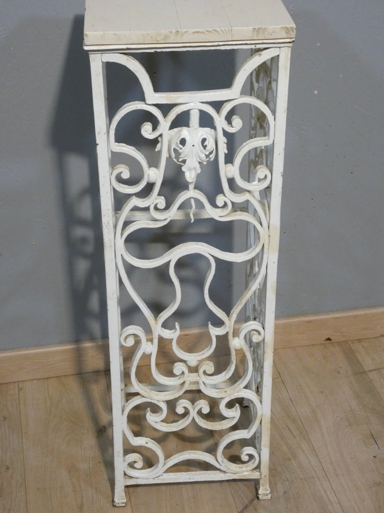 Wrought Iron Column, Painted White, With A Wooden Top, Early 20th Century-photo-2