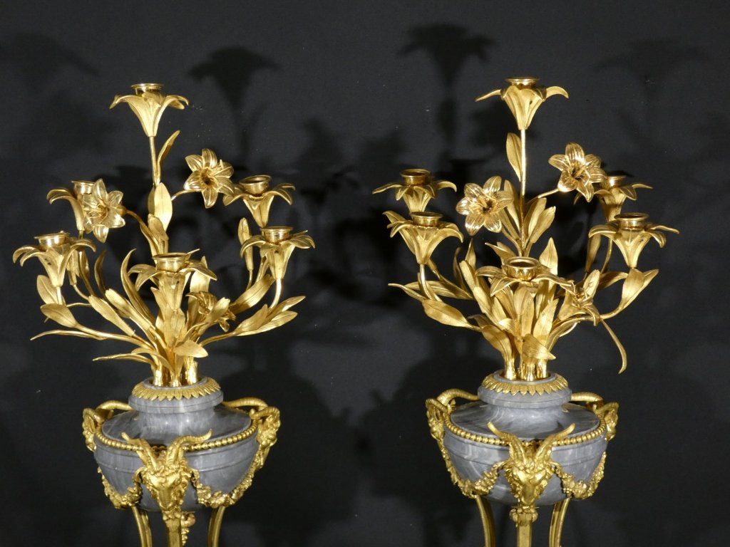 Paire de cassolettes vases fleuris montés en candélabres aux lys et béliers, époque XIX ème-photo-4