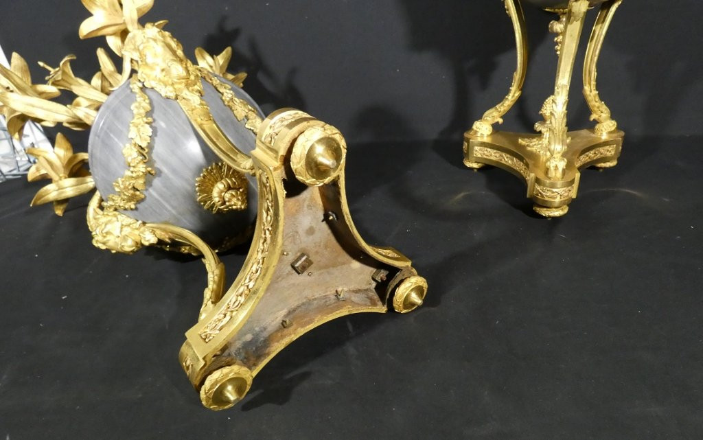 Paire de cassolettes vases fleuris montés en candélabres aux lys et béliers, époque XIX ème-photo-7