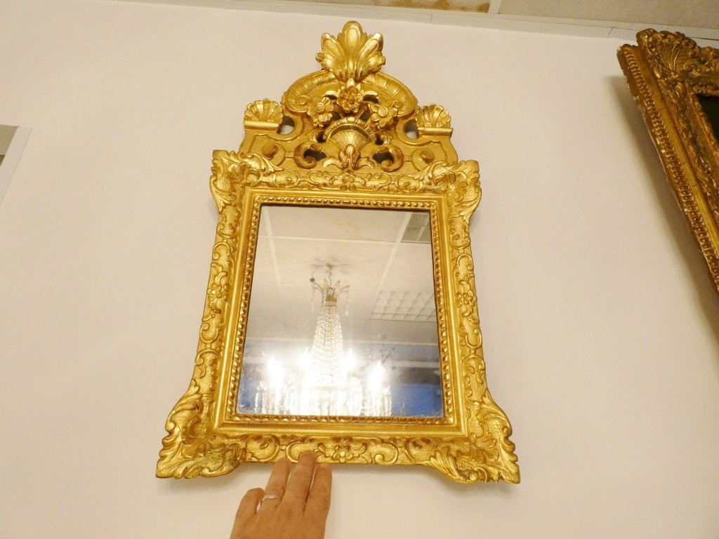 Miroir à fronton d'époque Louis XIV en bois sculpté et doré, XVIII ème siècle-photo-2