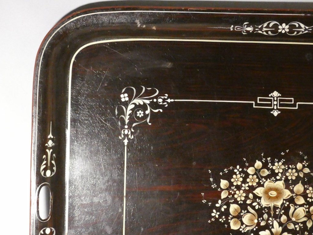 Grand plateau (81 cm) Napoléon III en tôle peinte façon palissandre et doré, époque XIX ème-photo-4