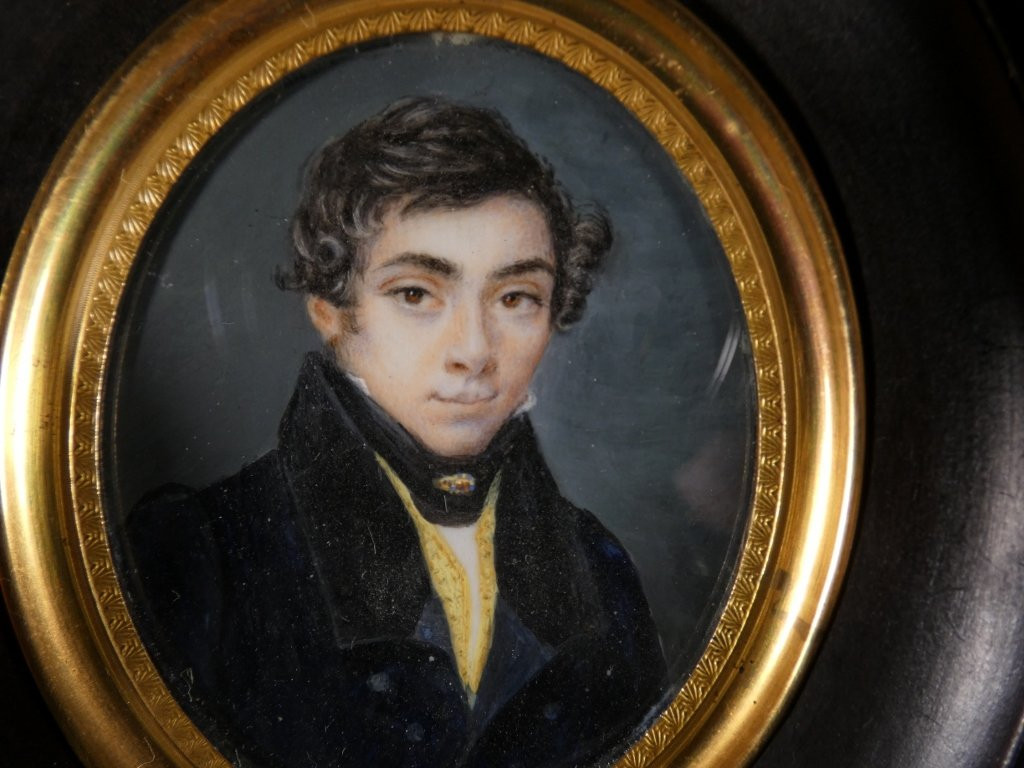 Portrait miniature d'un jeune homme époque Empire, début XIX ème-photo-4