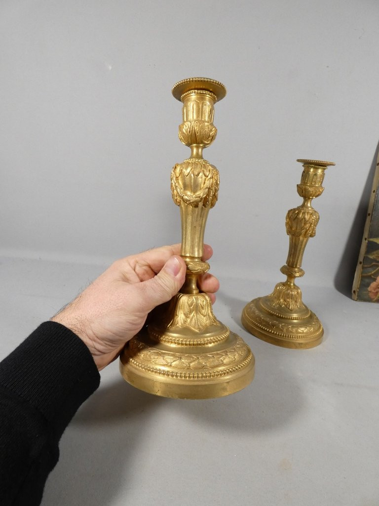 Pair Of Louis XVI Style Gilt Bronze Candlesticks, 18th Century-photo-3