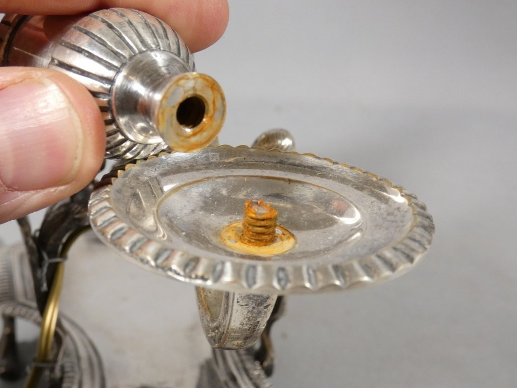 Lampe bouillotte Régence en bronze argenté, époque XVIII ème siècle-photo-8