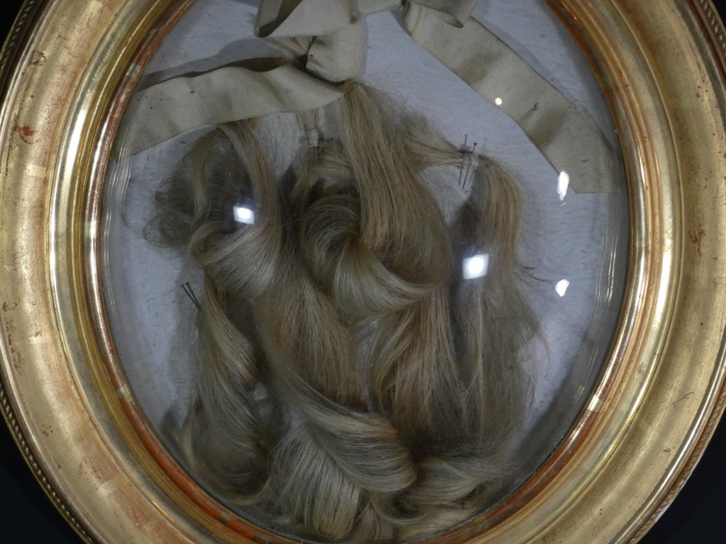 Reliquary Frame With Hair In Gilt Wood And Convex Glass, Napoleon III Period-photo-1