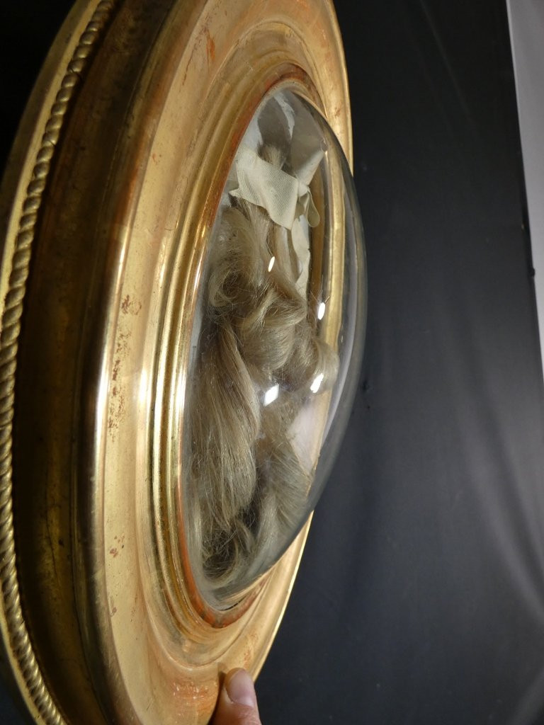Reliquary Frame With Hair In Gilt Wood And Convex Glass, Napoleon III Period-photo-3