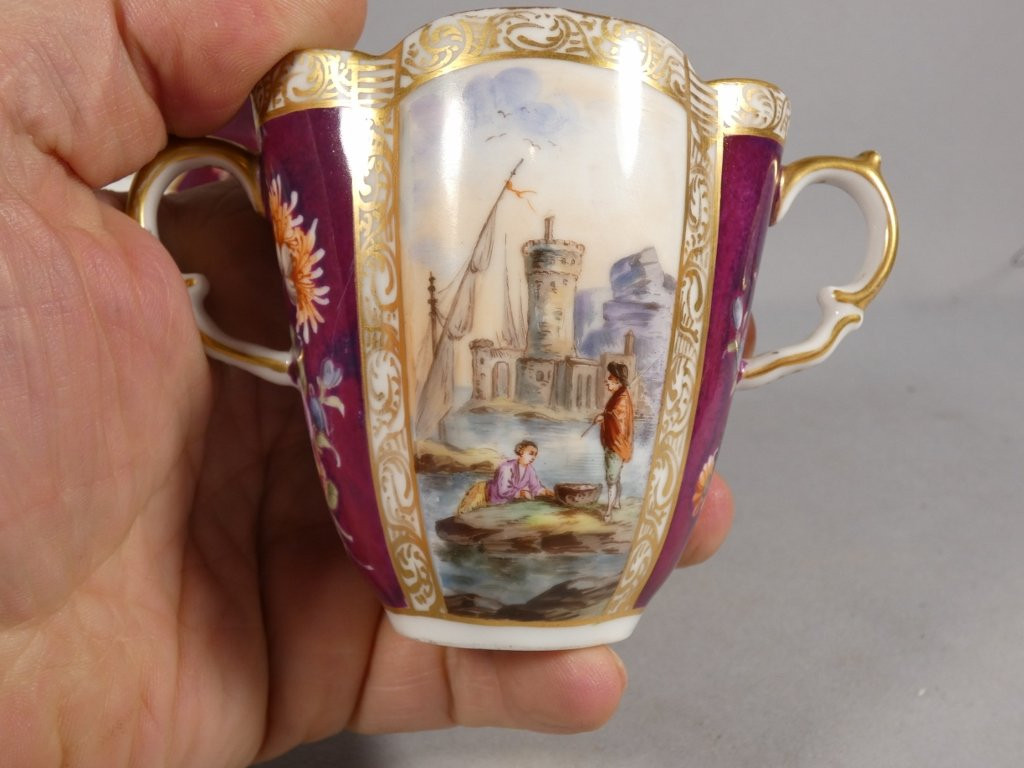 Augustus Rex, Hand-painted Meissen Porcelain Collector's Chocolate Cup, 19th Century-photo-3