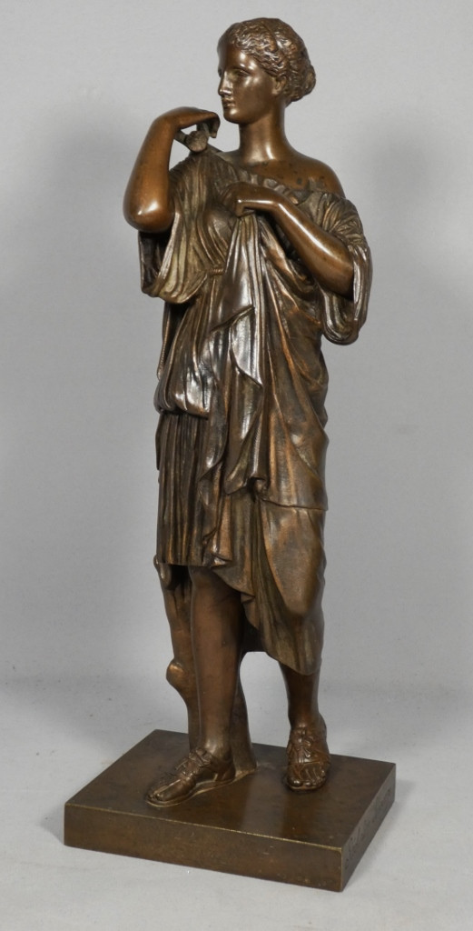 Diane de Gabies, sculpture en bronze patiné datée 1879, réduction Sauvage, XIX ème