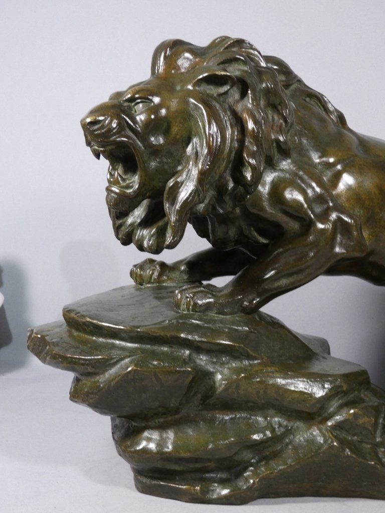 The Lion, A Large Bronze Animal Sculpture Signed Nérin, Early 20th Century-photo-3