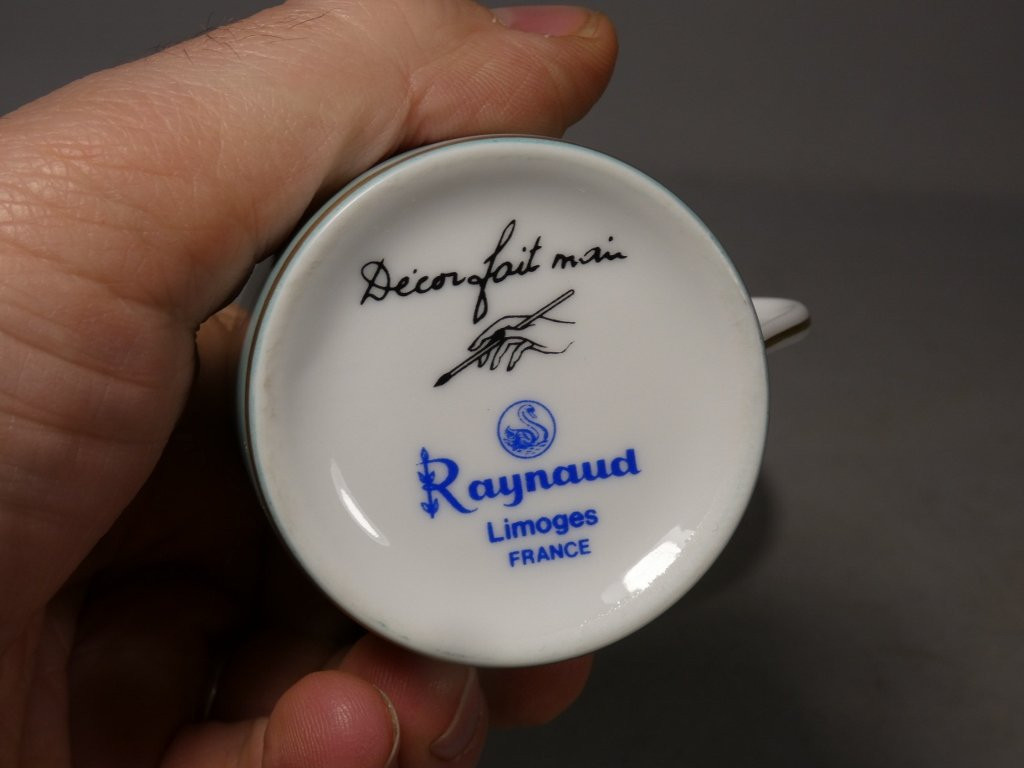 Limoges Porcelain Collector's Cup, Antique-style Biscuit Profile, Raynaud Manufactory-photo-1