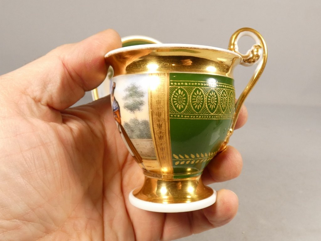 Tasse de collection porcelaine de Paris époque Empire, la marchande de rue XIX ème-photo-1