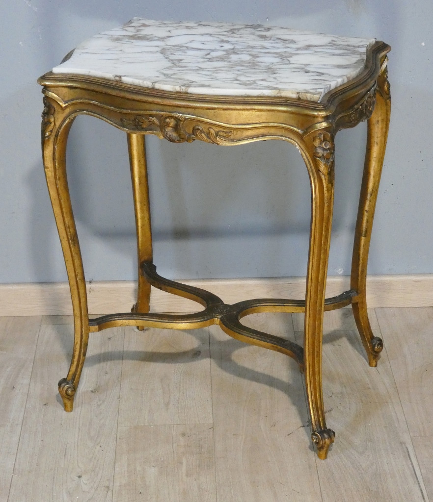 Table de milieu, guéridon de style Louis XV en bois doré et marbre, époque 1900