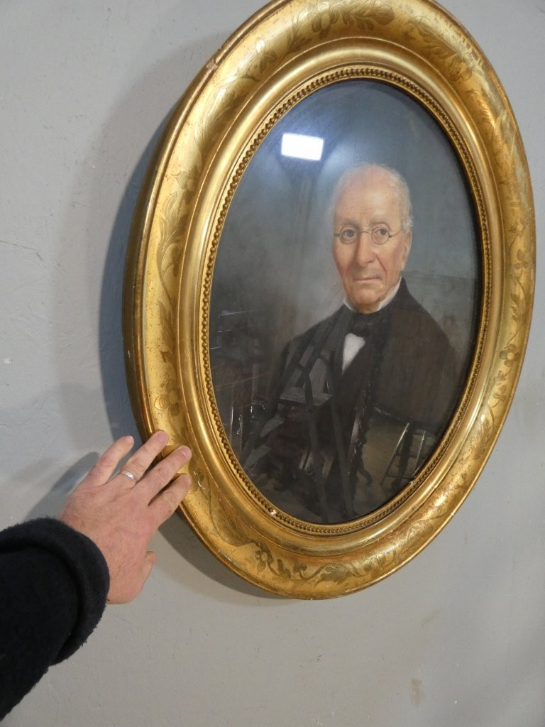 Large 19th-century Pastel Portrait Of A Man With Glasses, Dated 1868, Signed F. Laffargue, Giltwood Frame-photo-4