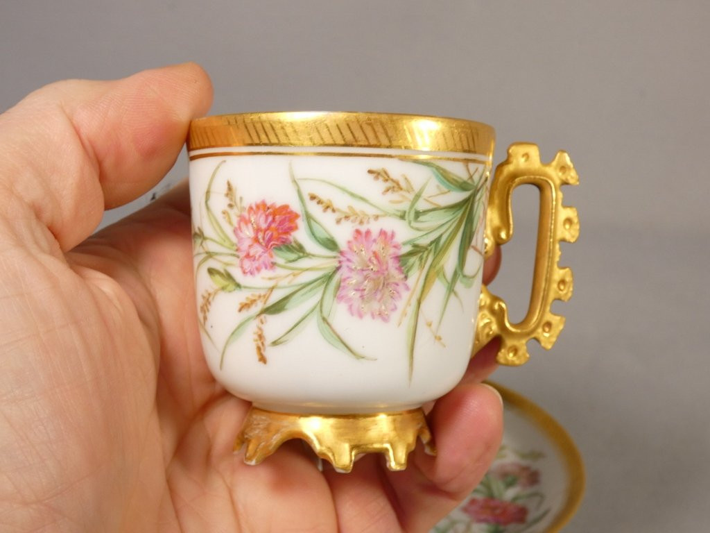 Limoges Porcelain Collector's Cup, Hand-painted With Carnation Flowers, 19th Century -photo-2
