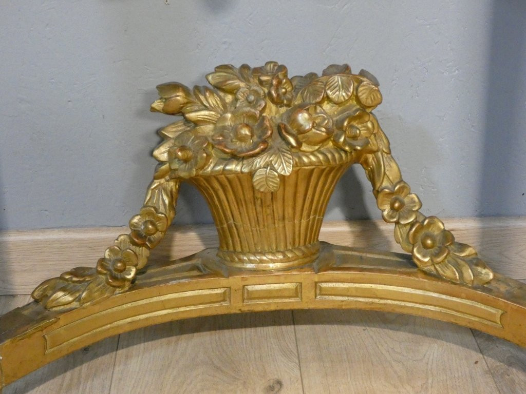 Carved And Gilded Wooden Console Table From The Early Louis XVI Period, 18th Century-photo-3
