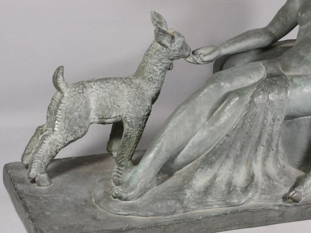 Terre cuite Art Déco, femme aux chevrettes, sculpture par T Riolo, époque 1930-photo-4