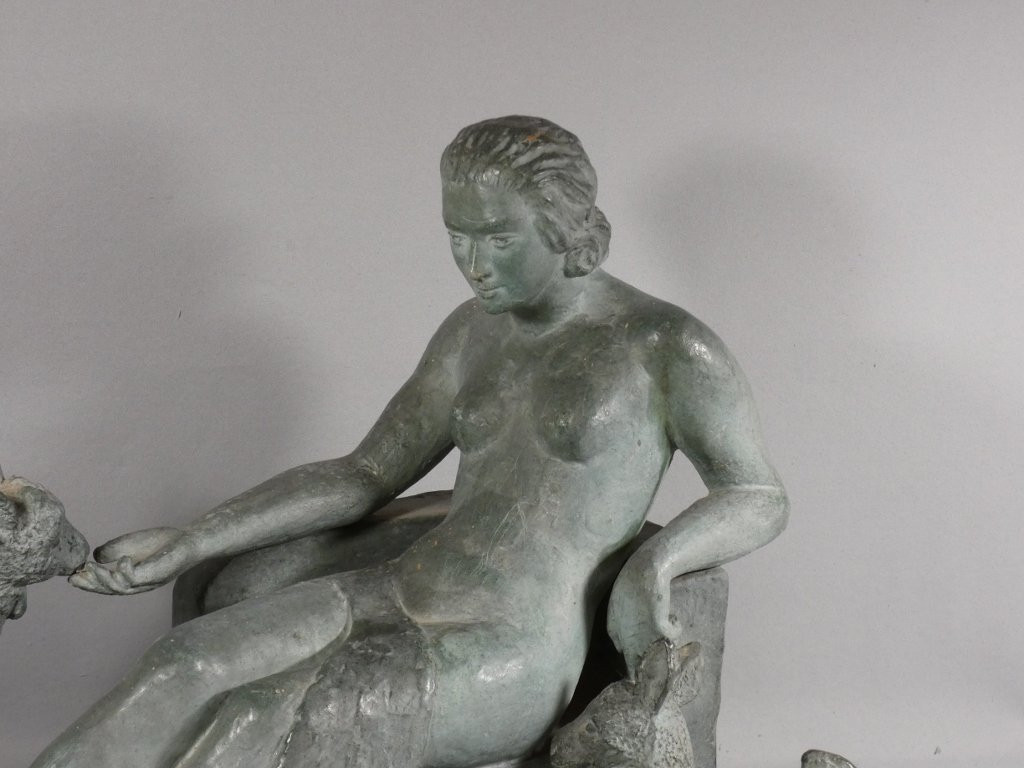 Terre cuite Art Déco, femme aux chevrettes, sculpture par T Riolo, époque 1930-photo-3