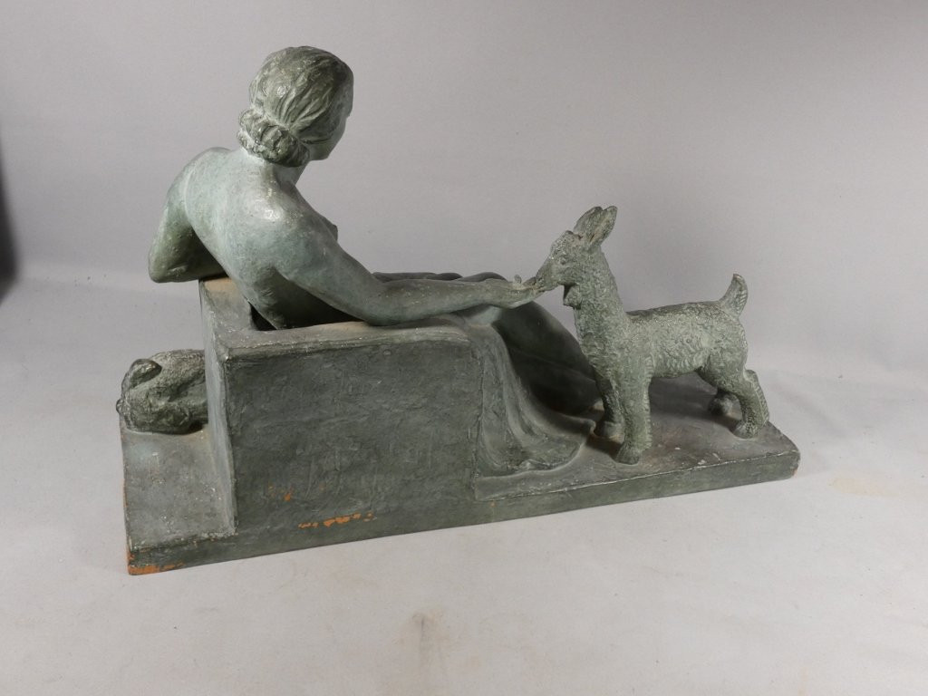Terre cuite Art Déco, femme aux chevrettes, sculpture par T Riolo, époque 1930-photo-6