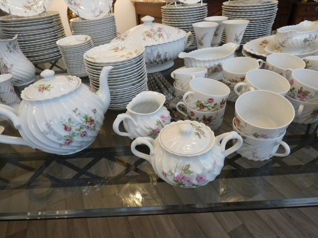 Haviland Torse Sylvie, rare service de table pour 20 personnes en porcelaine de Limoges-photo-6