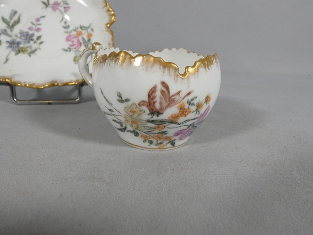 CFH-GDM, tasse de collection en porcelaine de Limoges peinte à la main, époque fin XIX ème-photo-2