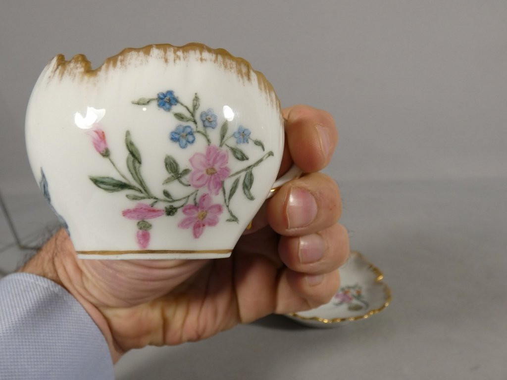 CFH-GDM, tasse de collection en porcelaine de Limoges peinte à la main, époque fin XIX ème-photo-4