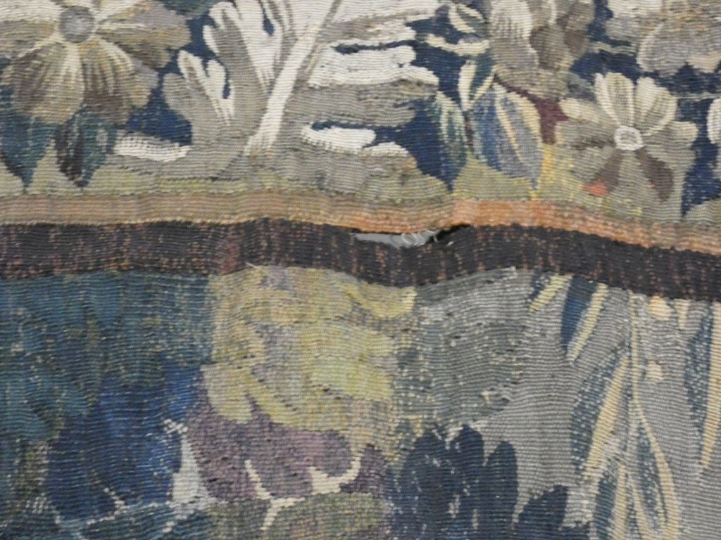 Aubusson 17th Century, Large Tapestry With Figures And A Horse In Wool-photo-7