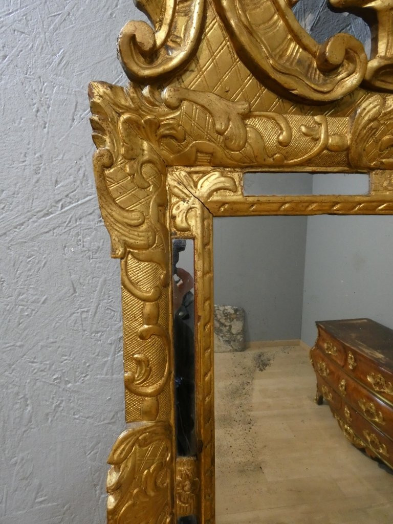 Miroir à parcloses Régence en bois sculpté doré, époque début XVIII ème-photo-2