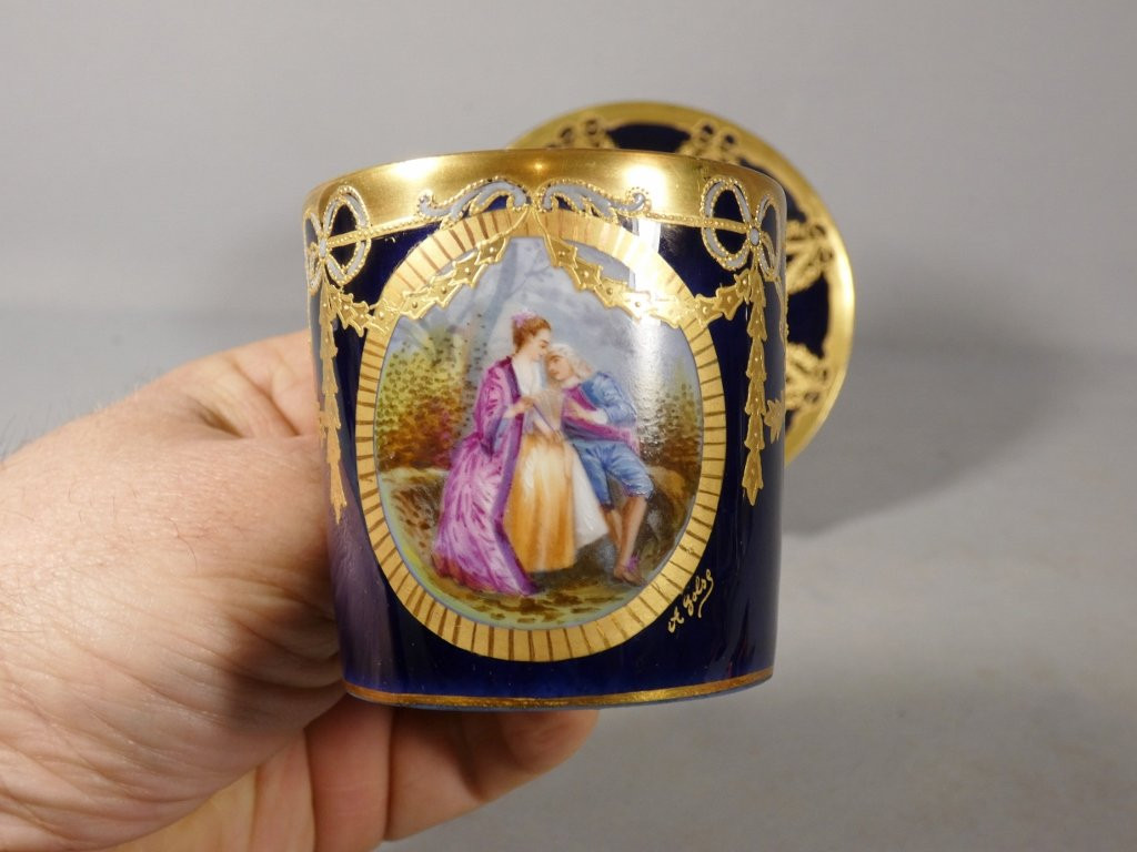 Abel Golse (1844-1937), Hand-painted Porcelain And Gold Collector's Cup-photo-2