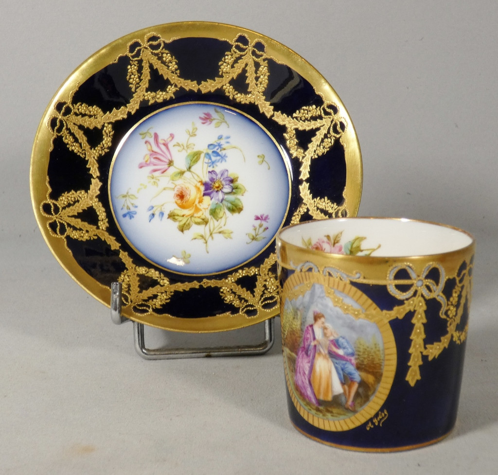 Abel Golse (1844-1937), Hand-painted Porcelain And Gold Collector's Cup