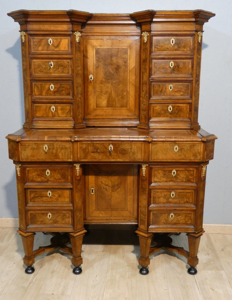 Bureau Mazarin formant cabinet, armoire à écrire, Louis XIV, époque début XVIII ème-photo-3