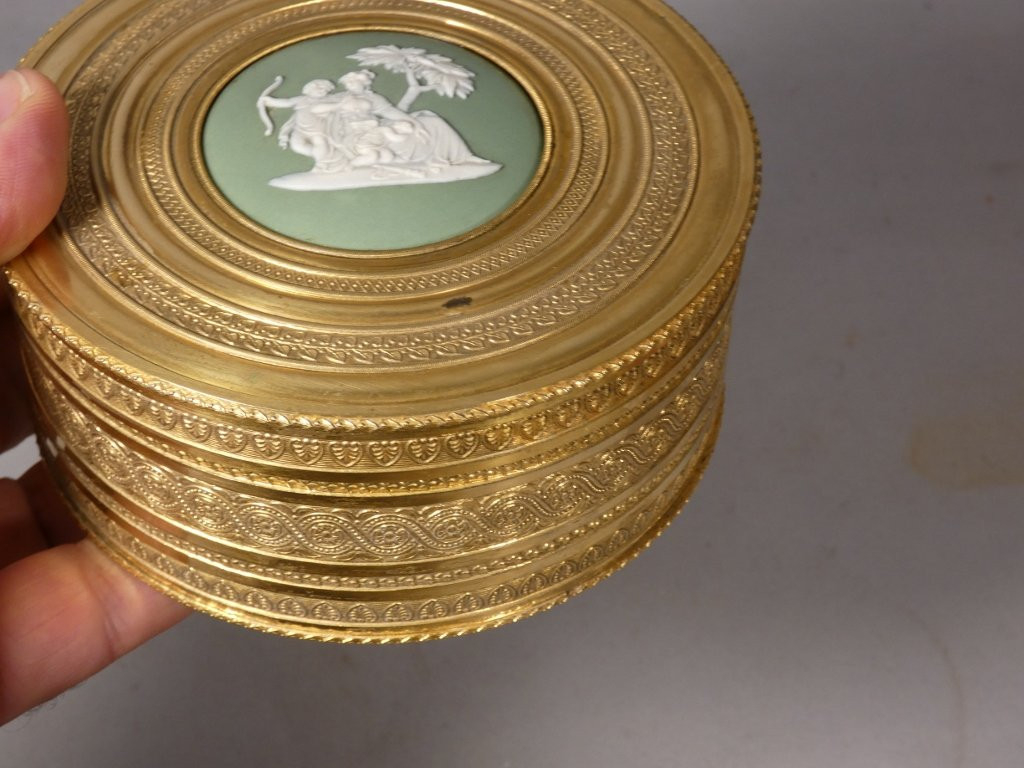 Empire Style Chased Brass And Gilt Jewelry Box, Wedgwood Medallion, 19th Century-photo-6