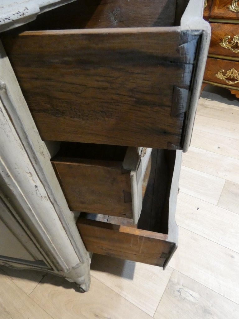 Commode arbalète en bois peint d'époque Louis XV, milieu XVIII ème siècle-photo-3
