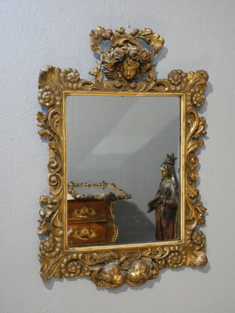 Miroir italien baroque aux anges en bois doré, époque début XVIII ème siècle-photo-1