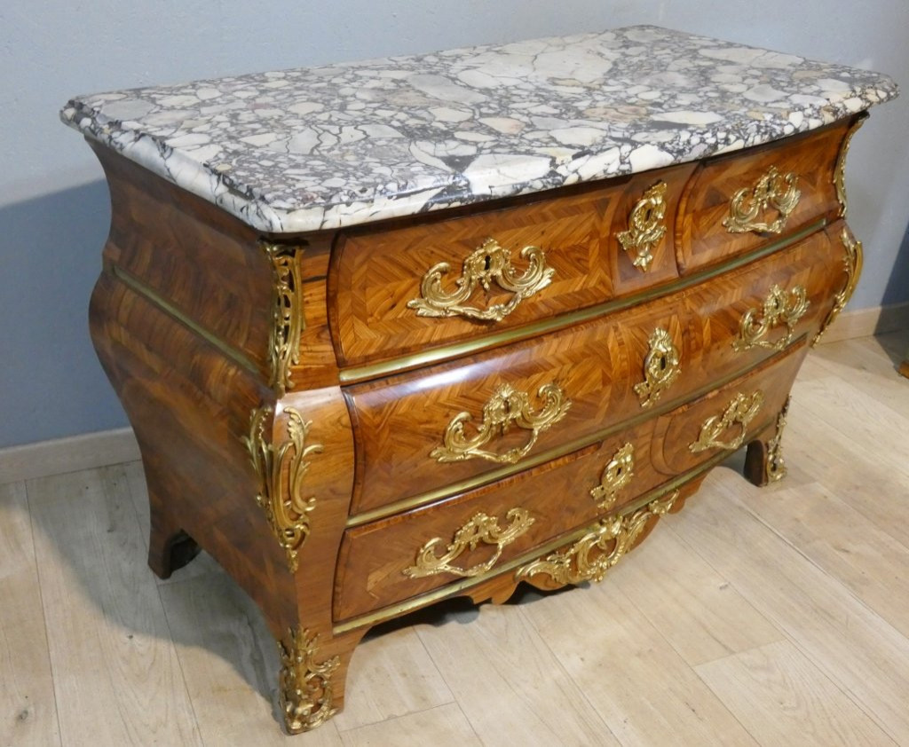 Commode tombeau époque Régence estampille FMD pour François Mondon, début XVIII ème siècle-photo-2