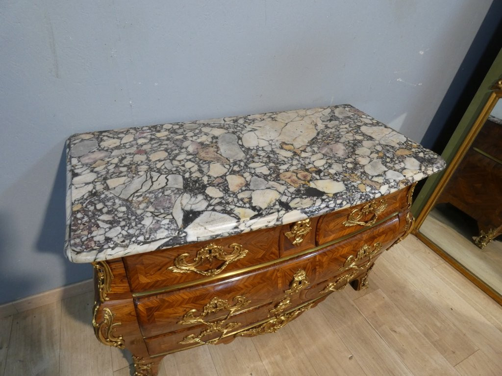 Commode tombeau époque Régence estampille FMD pour François Mondon, début XVIII ème siècle-photo-1
