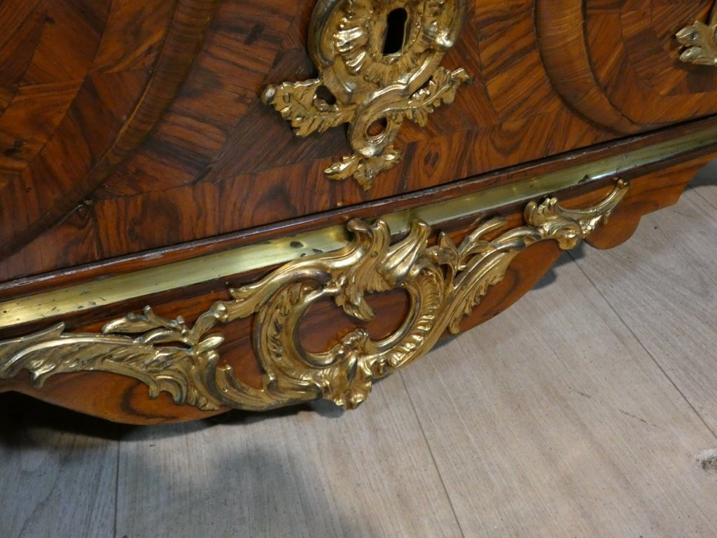 Commode tombeau époque Régence estampille FMD pour François Mondon, début XVIII ème siècle-photo-5